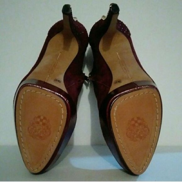 VINCE CAMUTO 37 / 7 NEW RUBY SUEDE LEATHER ANKLE BOOTS BOOTIES cranberry - Picture 7 of 10